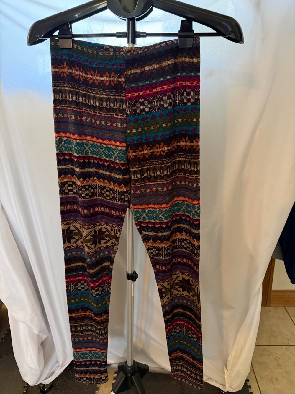 Women’s Fair Isle print Multicolor Patterned Leggings